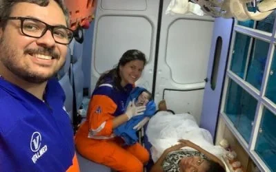 Equipe da VIABAHIA realiza parto dentro de Unidade de Suporte Avançado