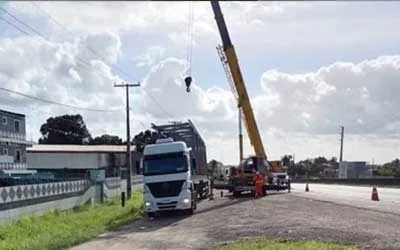 VIABAHIA realiza operação para construção de passarela neste domingo (15/08) em Amélia Rodrigues