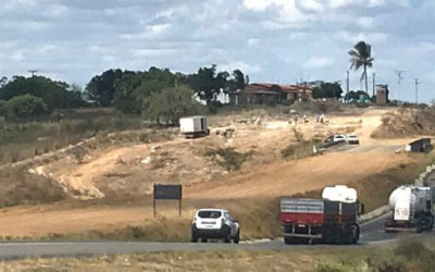 VIABAHIA realiza nova etapa de detonação de rochas na BR116 – Rodovia Santos Dumont